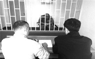 构成敲诈勒索罪
