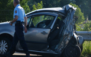 被车撞报警