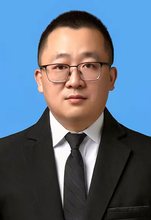 王磊律师