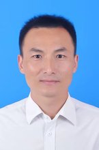 易山峰律师
