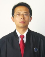 龙赤卫律师