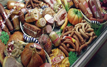 假冒食品违反食品安全法吗