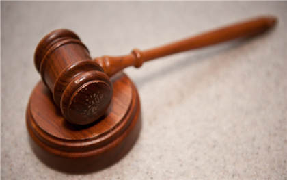 停车被刮蹭需要报警吗